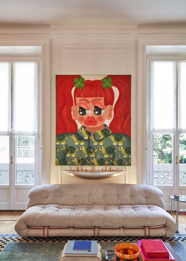 Tessuti e opere nel salone
