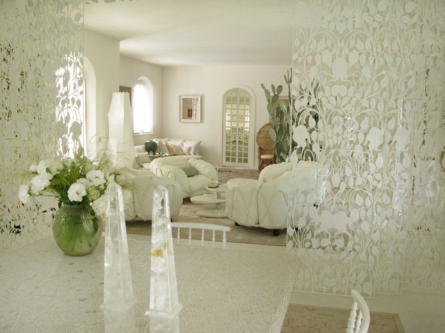 Living, reflections and transparency